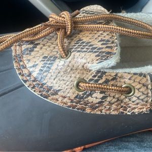 JBU weatherready rubber clog